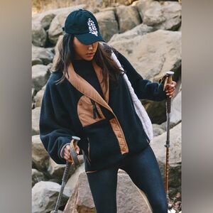 NWOT Free People Movement Hit The Slopes Shaw Jacket In Black